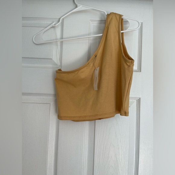Tan One-Shoulder Graphic Crop Top - Picture 8 of 10